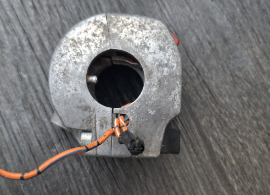 Handlebar switch assy right Suzuki VS 1400 Intruder