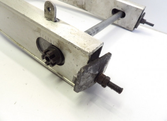 Achterbrug Yamaha FZ 750