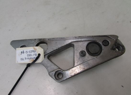Main step holder right Yamaha XJ 750 