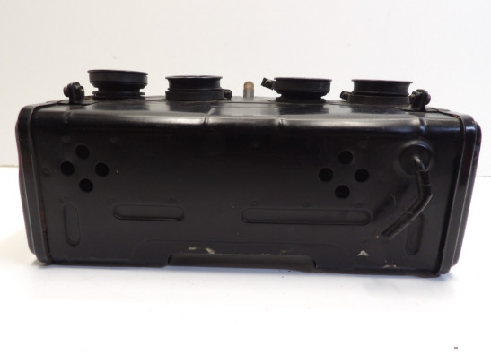 Air cleaner case Suzuki GS 750