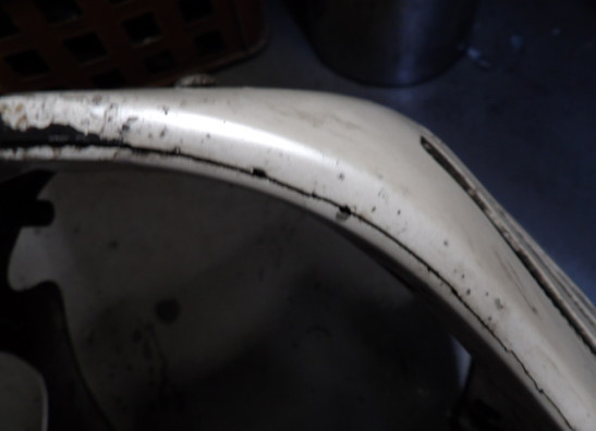 Cowl under Suzuki GSX 750