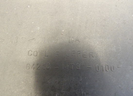 Cowl right upper  Honda ST 1100 Pan European