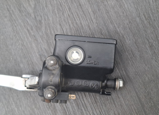 Bremszylinder vorne Suzuki Burgman 650