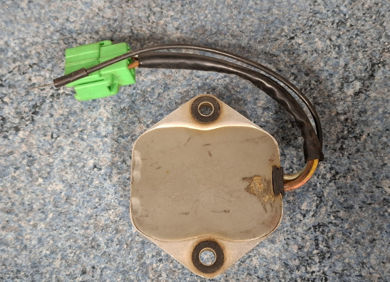 Regler Gleichrichter Suzuki T 500