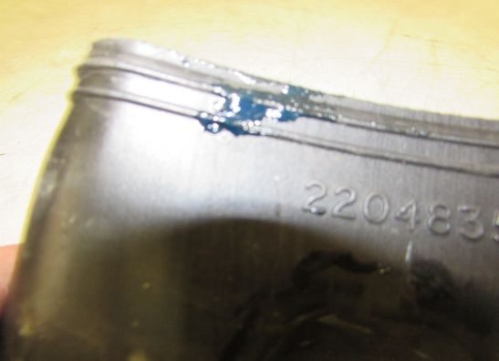 Lufteinlass mitte Triumph Sprint ST 1050