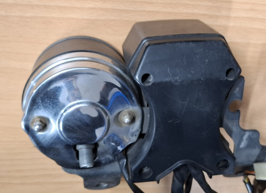 Teller Suzuki GS 750