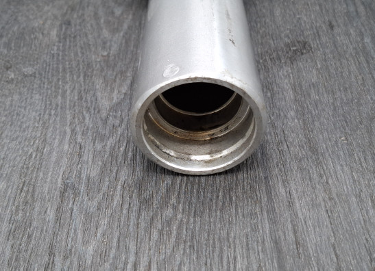 Voorpoot rechts onder Harley Davidson FLHR Road King