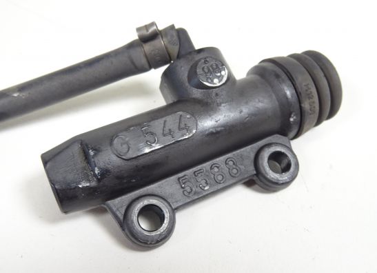 Rempomp achter BMW R 1150 GS