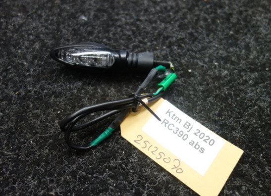 Knipperlicht links achter KTM RC 390