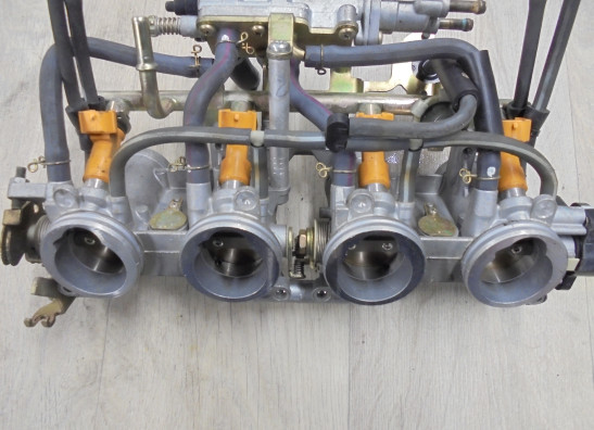 Gasklephuis Yamaha FZ6