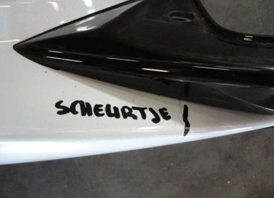 Rechter achterkant Suzuki GSX R 600