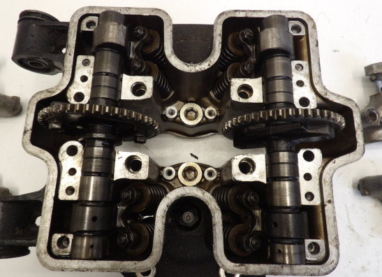 Cylinder head Honda VF 700  750 C Magna