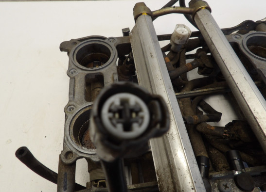 Gasklephuis Honda VFR 800 I