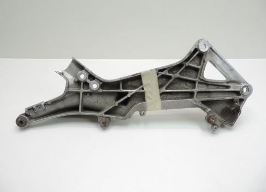 Fussrastetrager vorne links Honda ST 1300 Pan European