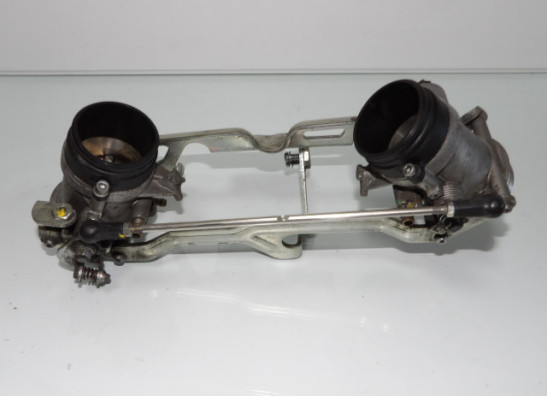 Gasklephuis Moto Guzzi Stelvio