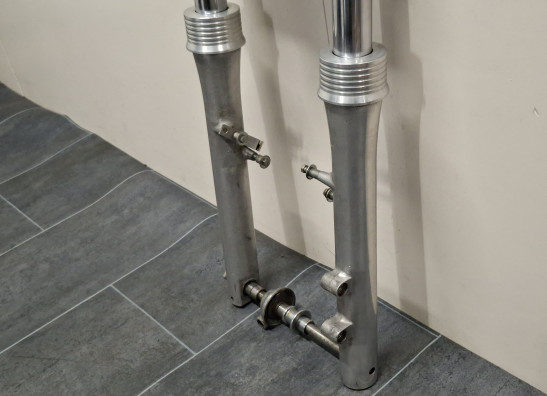 Voorpoten compleet Suzuki VS 1400 Intruder