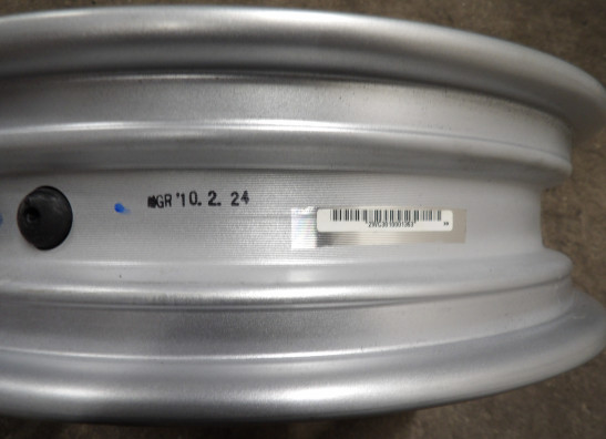 Front Wheel Suzuki Burgman 400