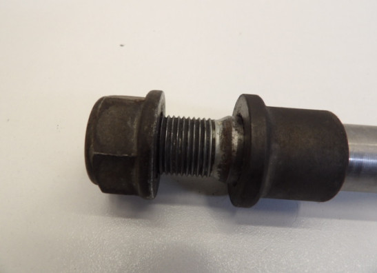 Hinterradachse Honda VF 700  750 C Magna