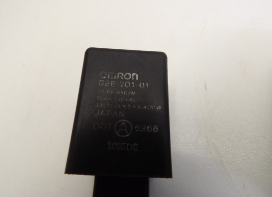 Relais unit Honda VF 700  750 C Magna