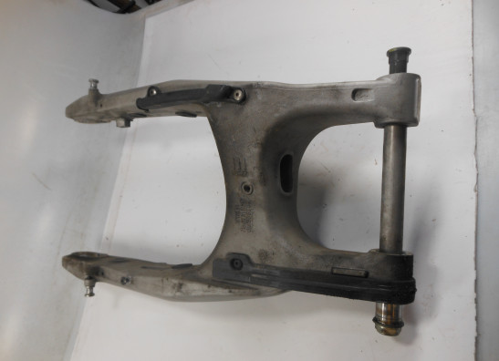 Achterbrug Aprilia Dorsoduro 1200