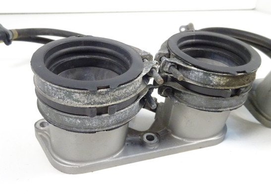 Inlaatspruitstuk MV Agusta 750 Brutale