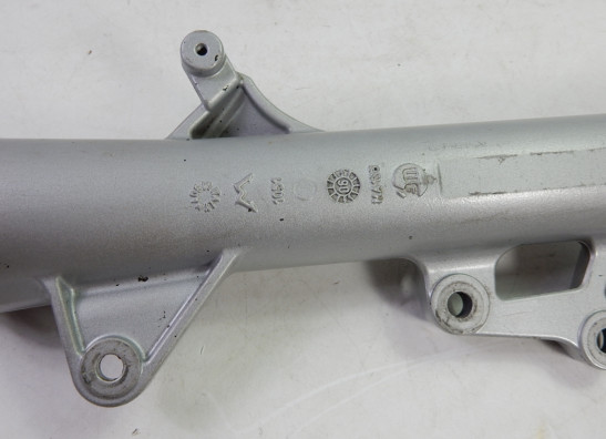 Voorpoot links onder Moto Guzzi Norge