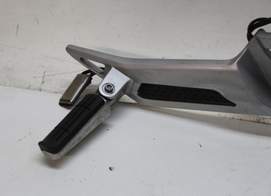 Fussrastetrager vorne rechts Yamaha FJR 1300