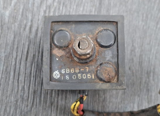 Spanningsregelaar Honda CB 750 F