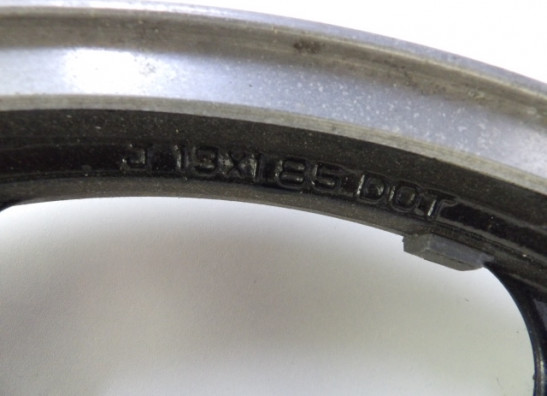 Voorvelg Kawasaki LTD 440