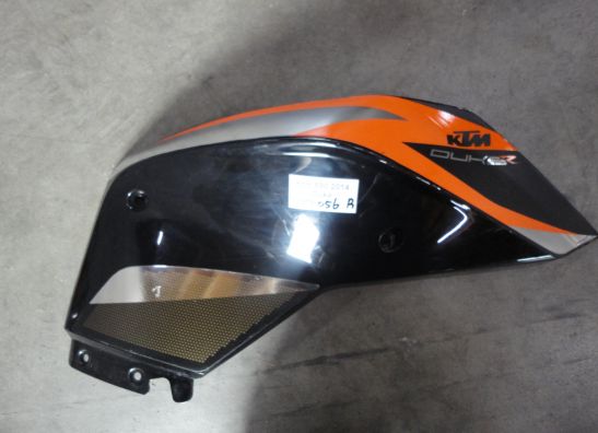 Rechter zijkuip KTM 690 Duke 4