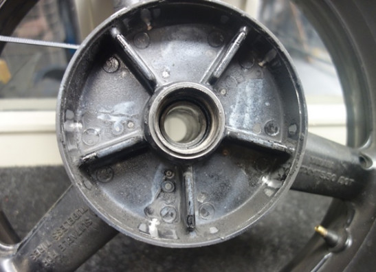 Rear wheel Yamaha YZF R6