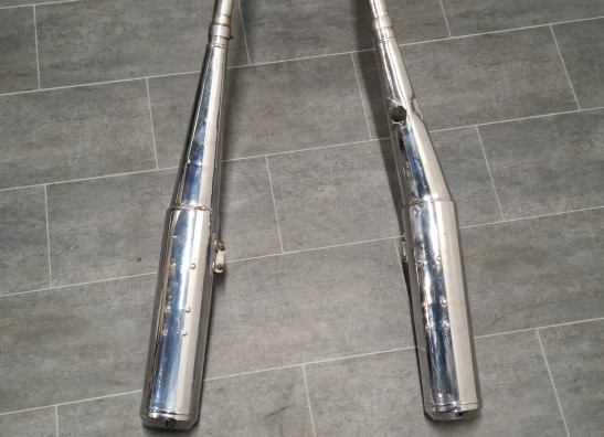 Uitlaat Triumph Trident 900