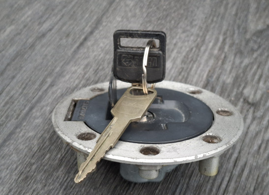 Tankdeckel Suzuki GSX R 1300 Hayabusa