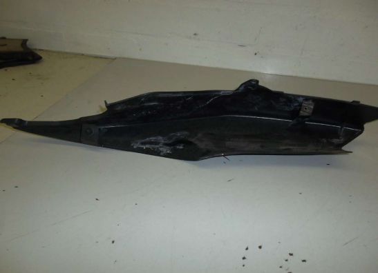 Cowl rear right Suzuki GSX R 600