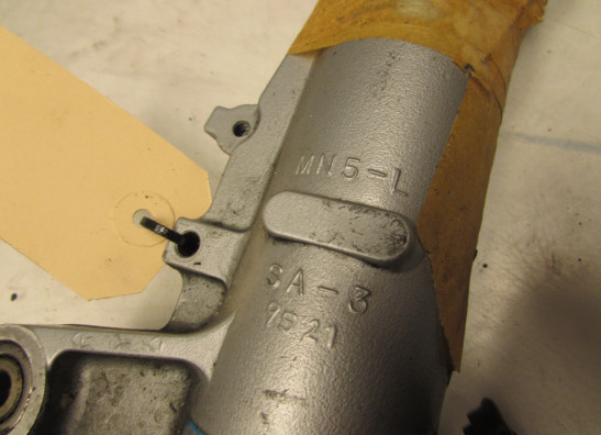 Voorpoot links onder Honda Goldwing GL