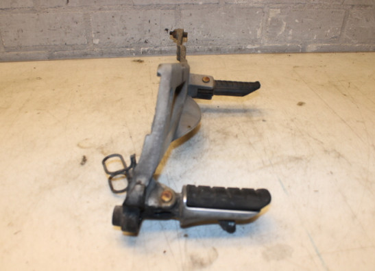 Fussrastetrager vorne links Honda Deauville 650 - 700
