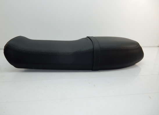 Zadel Moto Guzzi V7 3