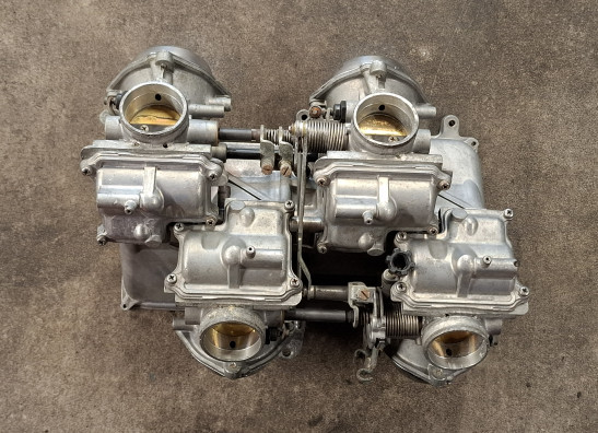 Carburetor assy Honda VF 1000 F