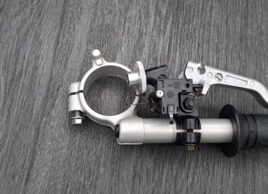 Lenkerstummel Links Suzuki GSX R 1000