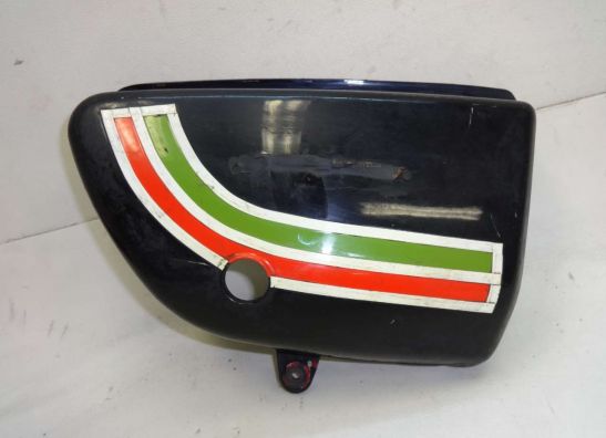 Cowl right small Suzuki GT 750