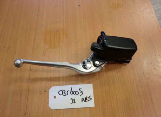 Bremszylinder vorne Honda CBR 600 F