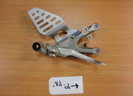 Main step holder right Yamaha YZF R6