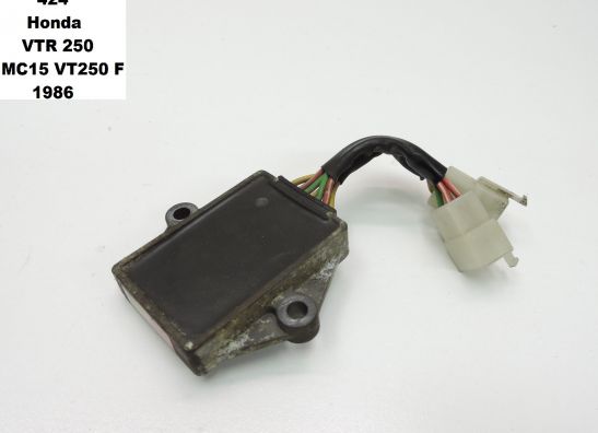 Regulator rectifier  Honda VTR 250