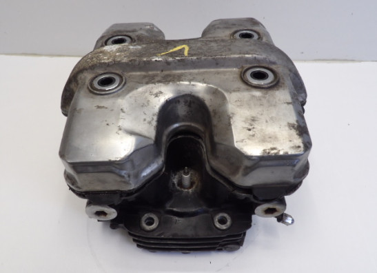 Cylinder head Honda VF 700  750 C Magna