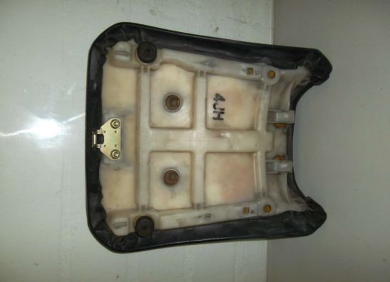 Zadel Yamaha FZR 600