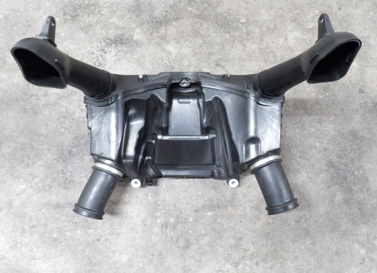 Air cleaner case BMW R 1250 RT