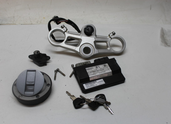 Slotenset Triumph Daytona 675 