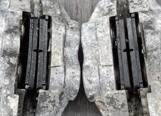 Bremssattel Bremszangen vorne Kawasaki ZZR 1100