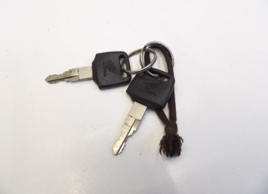 Contact slot Honda NX 650 Dominator