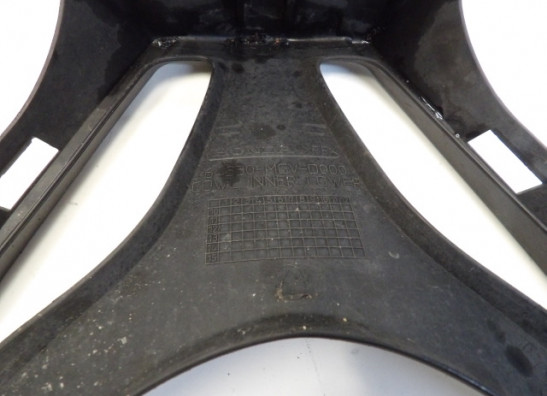 Cowl V shape under Honda CBR 600 F